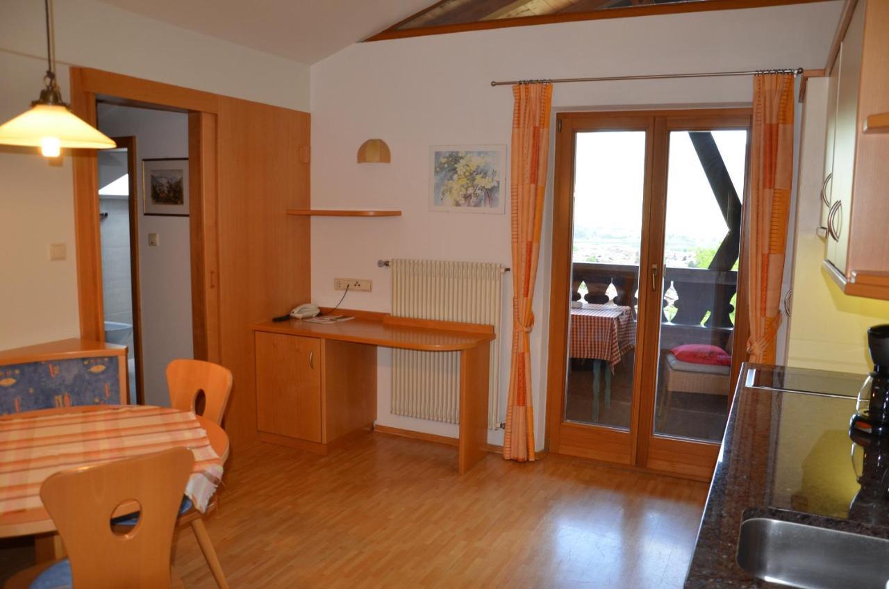 Obermaratscher Apartments Residence Lagundo Esterno foto