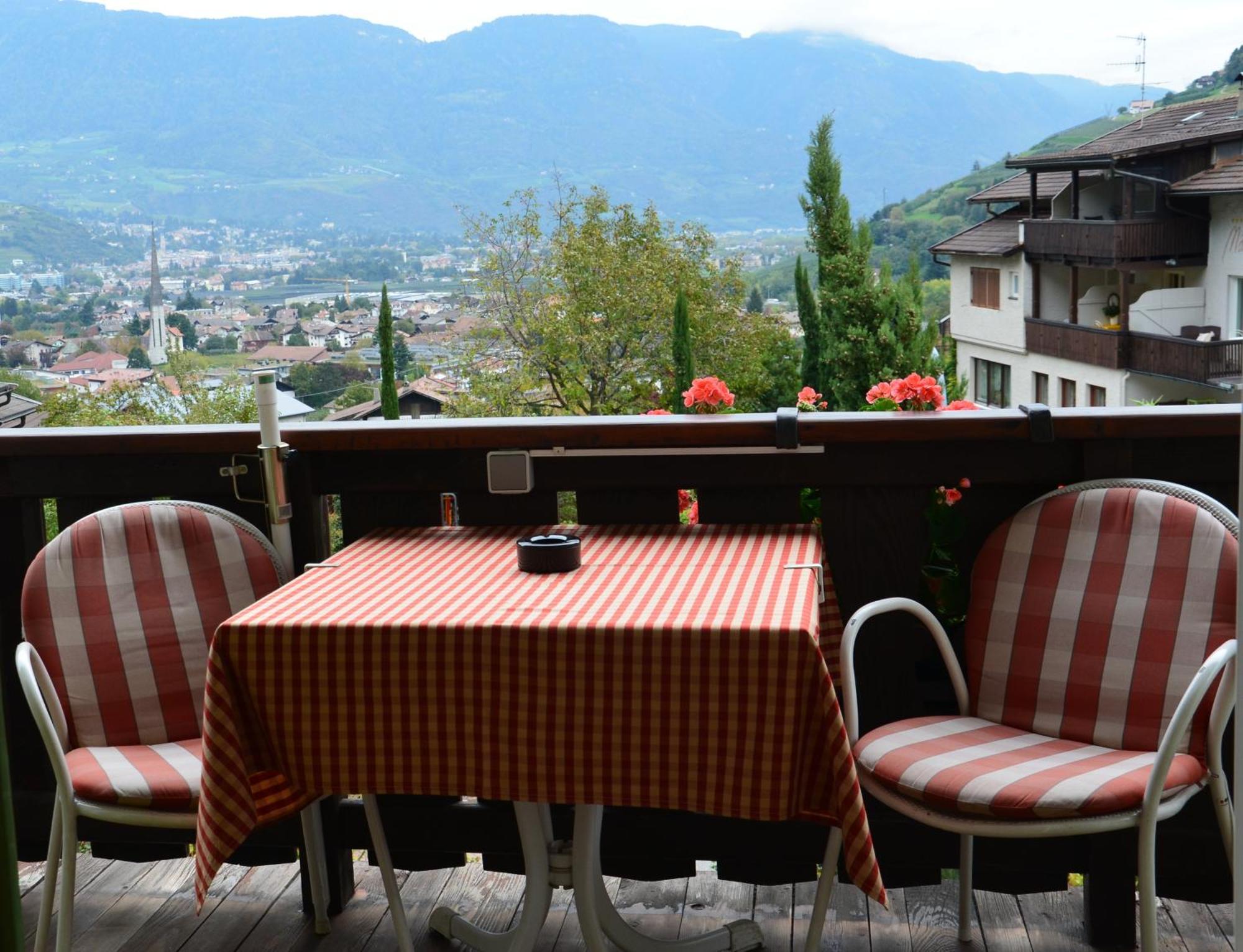 Obermaratscher Apartments Residence Lagundo Esterno foto